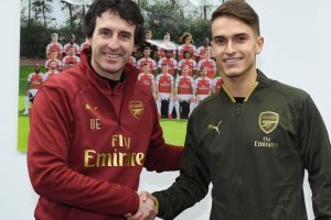 Emery : Invincibles Yakinkan Suarez Gabung Arsenal