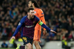 Ernesto Valverde : Lionel Messi Luar Biasa