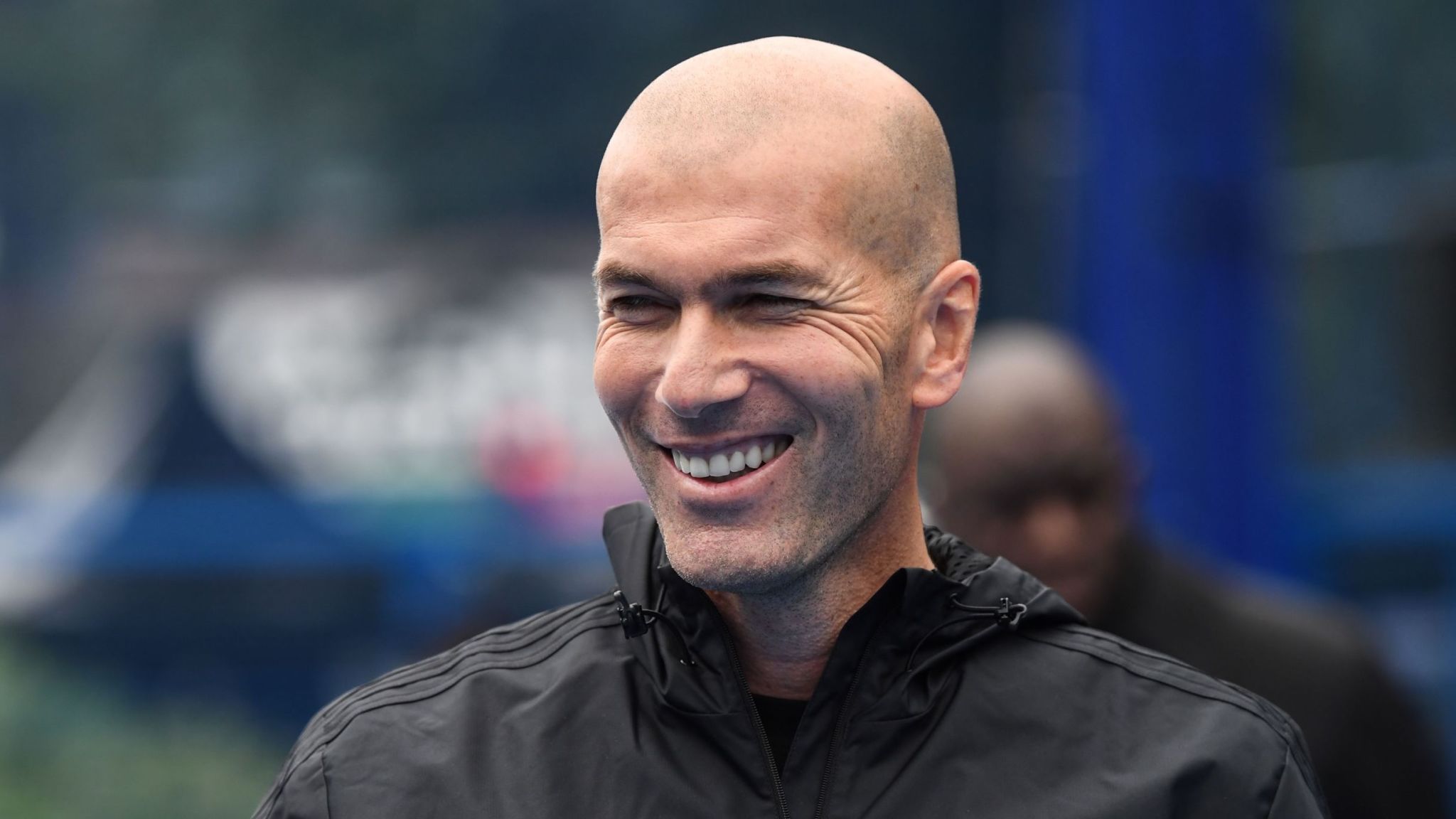 Zinedine Zidane Resmi Jadi Manajer Real Madrid